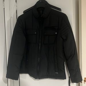 Kenneth Cole New York NWT winter puffer jacket. 60% down. 40% waterfowl. Medium.